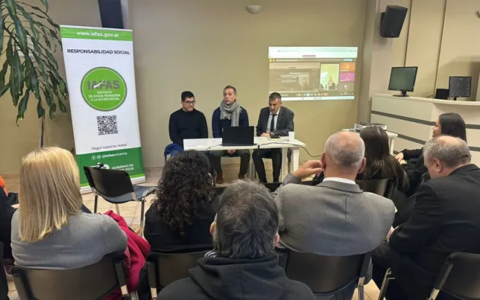  Jubilación en Marcha: Primera charla taller en IAFAS