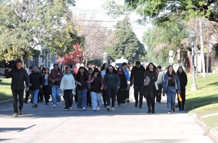  El Programa Crecer en Salud acompañó los 60 años del Colegio Nacional de Cerrito
