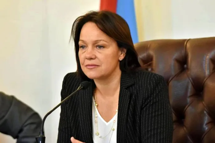  Jury a Josefina Etienot: Se acerca la definición sobre el futuro de la jueza de Familia de Diamante