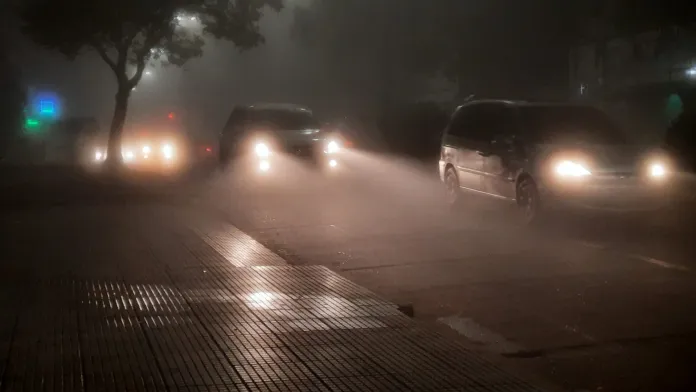  Precaución: Una vez más, la densa niebla limita la visibilidad en Paraná