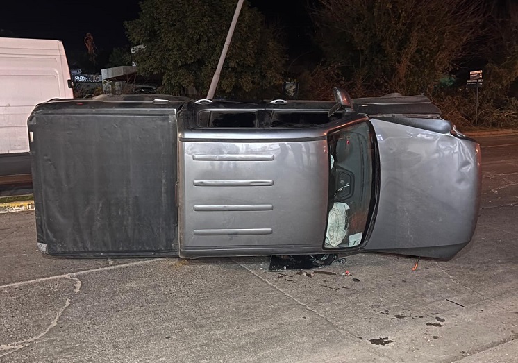  Nogoyá: Se durmió, protagonizó un choque y un posterior vuelco