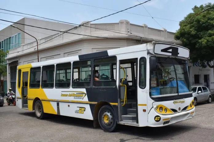  Por la Crisis: Concepción del Uruguay se quedaría sin colectivos urbanos desde este viernes