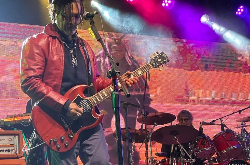  El rock de Kapanga vibró en el cierre de la Fiesta de la Torta Negra en San José de Feliciano