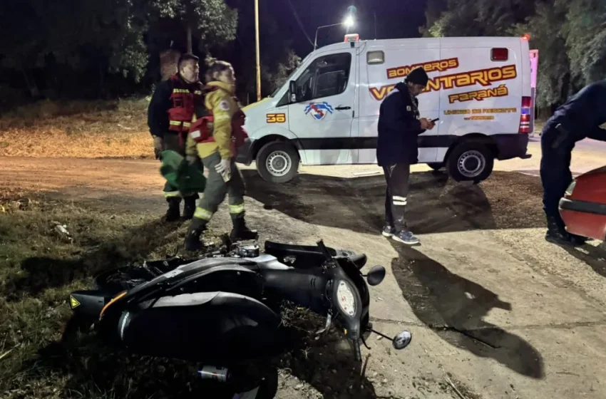  Una persona resultó hospitalizada tras el choque entre un auto y una moto en Paraná
