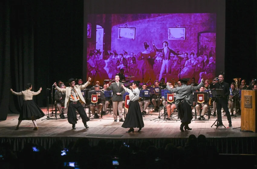  Con una Gala Patria, Paraná conmemora el Día de la Independencia