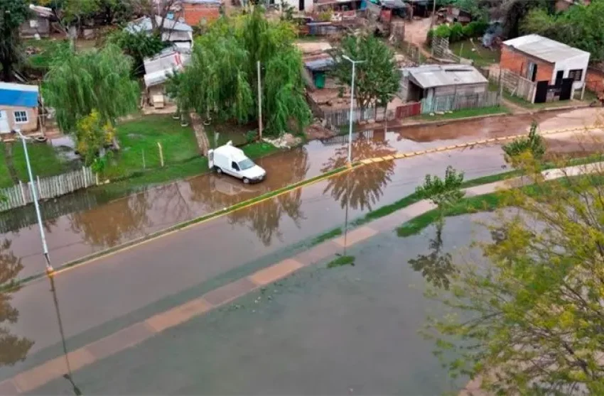  Ya se evacuaron más de 100 personas en Concordia por la creciente del río