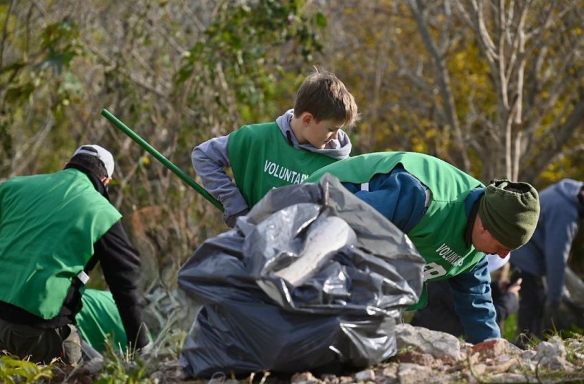  Voluntarios limpiarán arroyos de la zona en La Paz