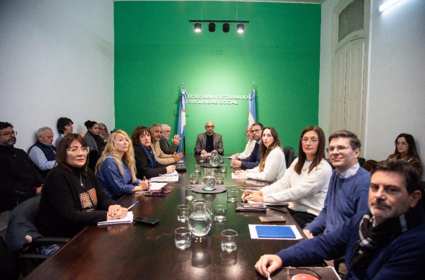  La paritaria estatal pasó a cuarto intermedio hasta el lunes