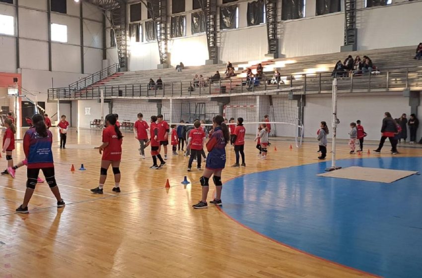  Con juegos, deporte y recreación, los Centros de Educación Física cerraron las actividades de invierno en toda la provincia