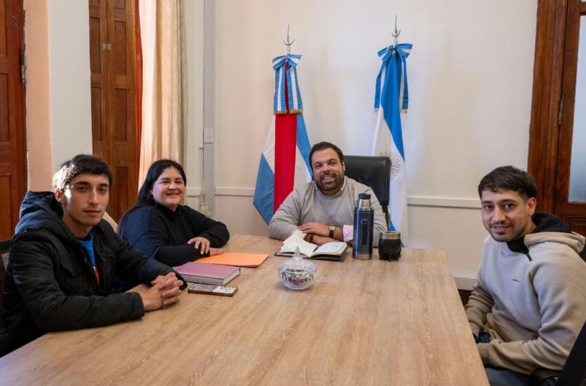  El ministro de Gobierno recibió a integrantes de la Federación Universitaria de Entre Ríos