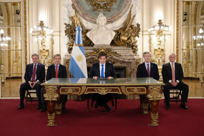  Cuáles son las dos medidas anunciadas por Milei para blindar el equilibrio fiscal y penalizar el aumento del gasto