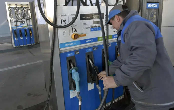  YPF aplicó otro aumento de naftas: A cuánto se vende el litro en Paraná