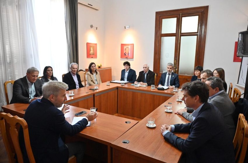  Frigerio analizó junto al Consejo Empresario y la UIER la situación del sector en la provincia