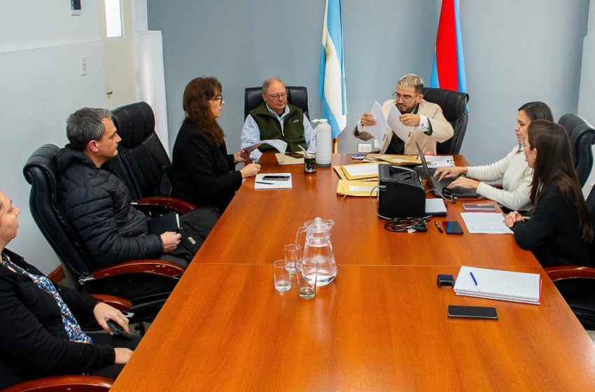  Tres ofertas para la construcción de una calzada sumergible en el departamento Feliciano