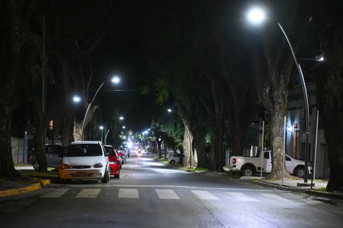  Lanzaron la segunda etapa del plan Paraná 100% LED