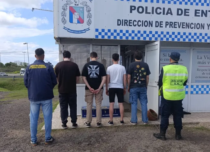  Hallazgo de “cristal” en Victoria: Operativo vehicular permitió el secuestro de droga