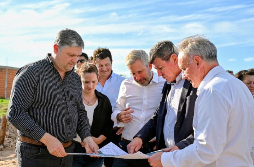  Más de 300 familias de Concepción del Uruguay se benefician con la pavimentación en barrios del IAPV