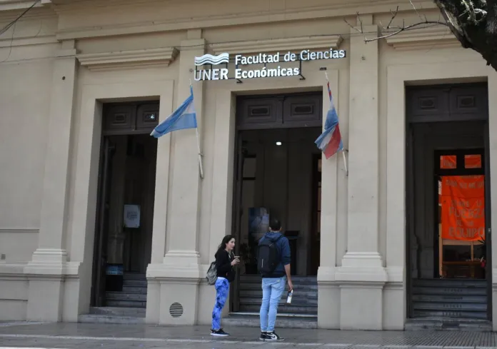  Diputados convirtió en ley el traspaso del edificio donde funciona Ciencias Económicas a la UNER