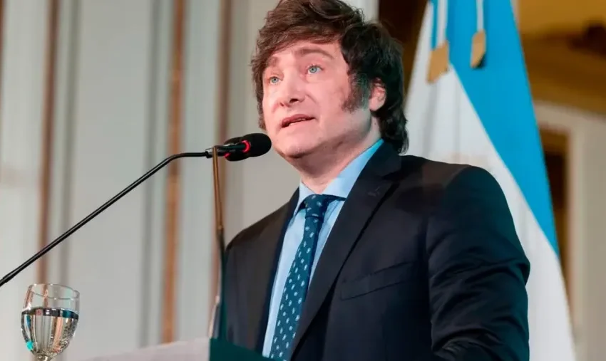  Pese al pedido de los gobernadores, Javier Milei firmó el veto a la ley de distribución de ATN