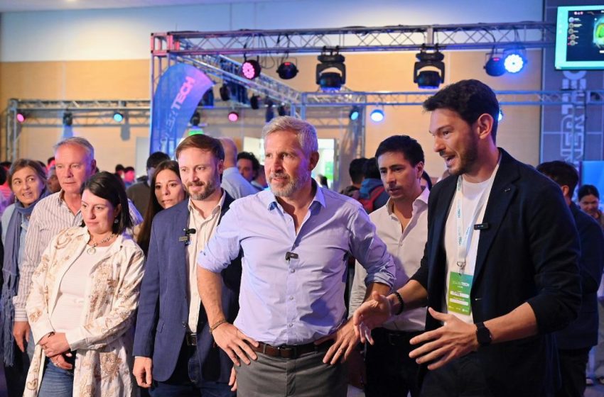  Frigerio resaltó en Concordia la importancia de impulsar la economía del conocimiento en la provincia