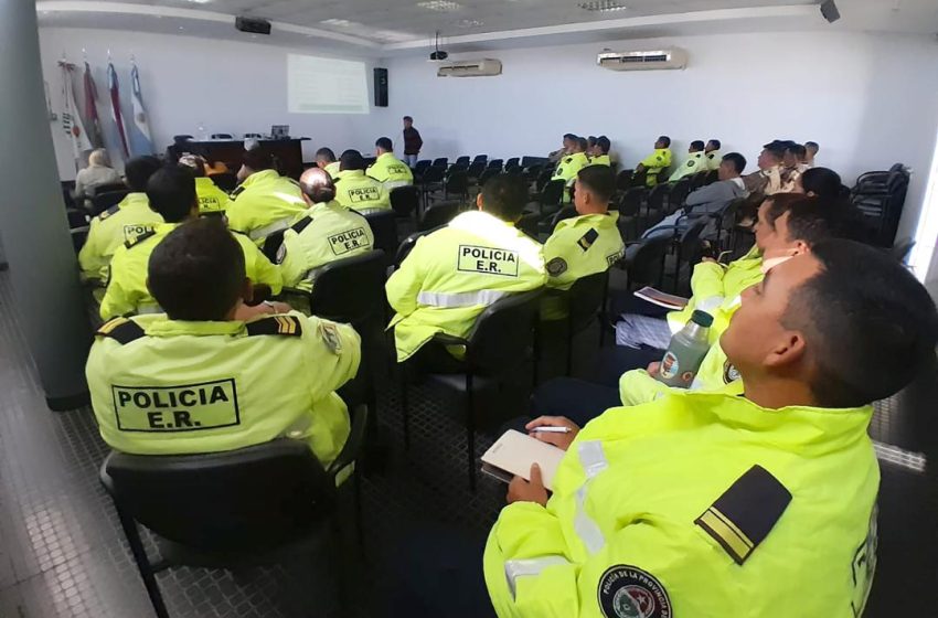  Efectivos de la Policía se capacitan en sustentabilidad agropecuaria