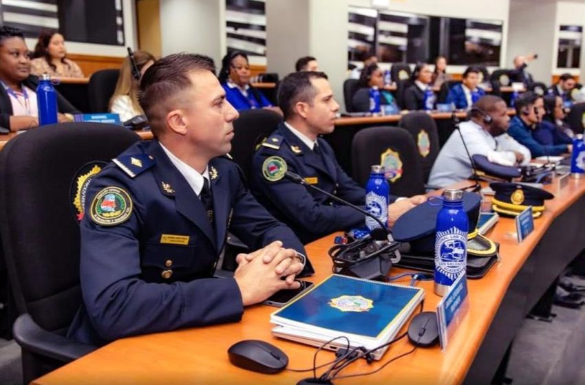  Policías entrerrianos se capacitan en curso internacional en El Salvador