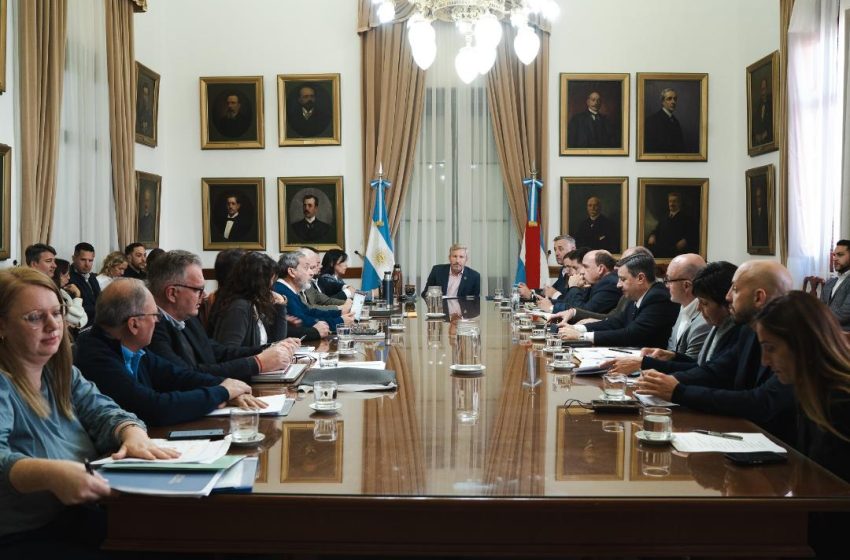  Obra pública, educación y seguridad fueron los temas destacados de la reunión de gabinete